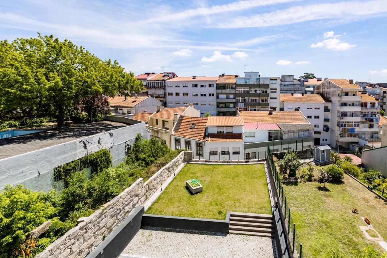Camoes Downtown With Parking Apartment Porto Luaran gambar