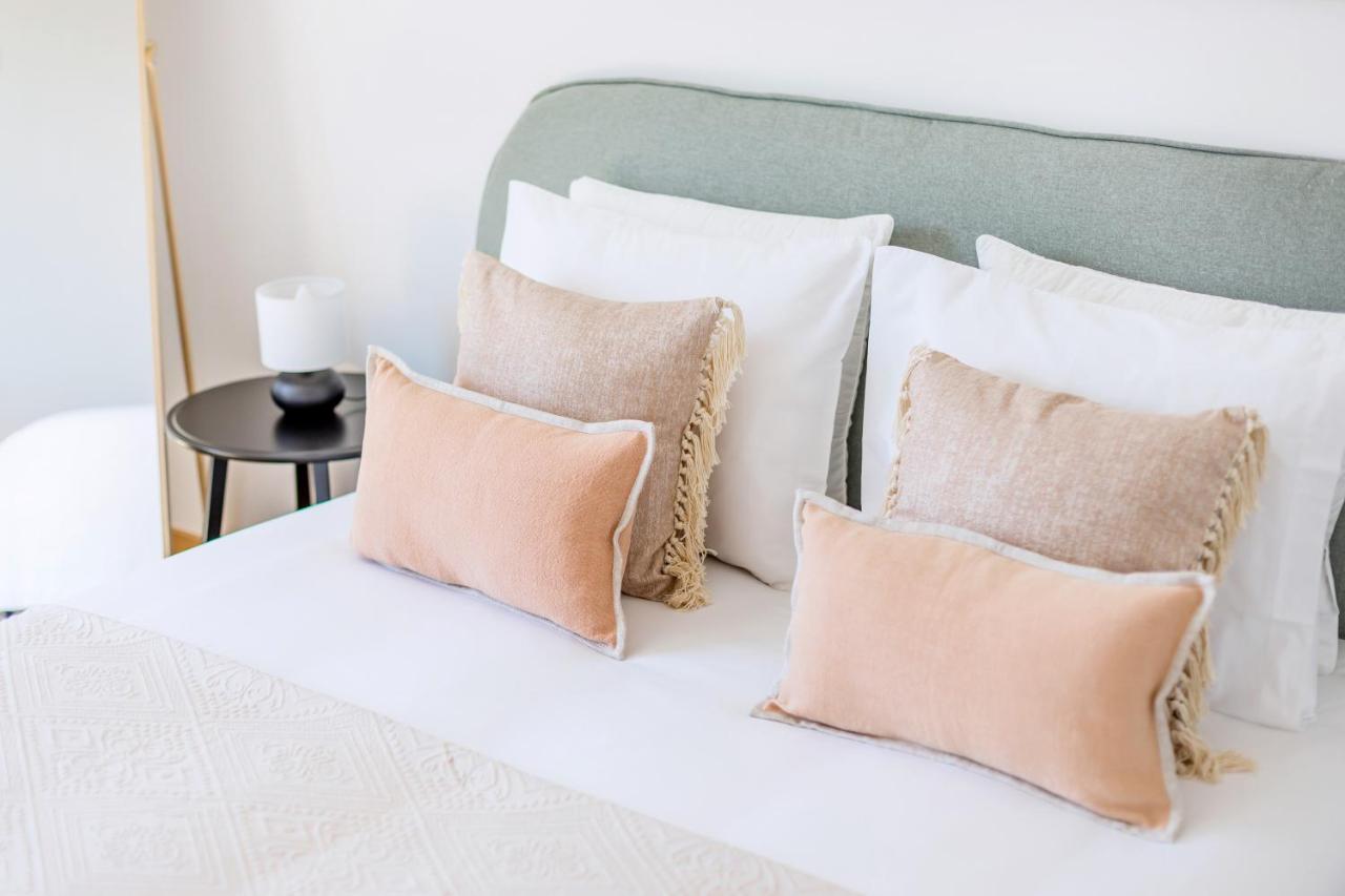 Camoes Downtown With Parking Apartment Porto Luaran gambar